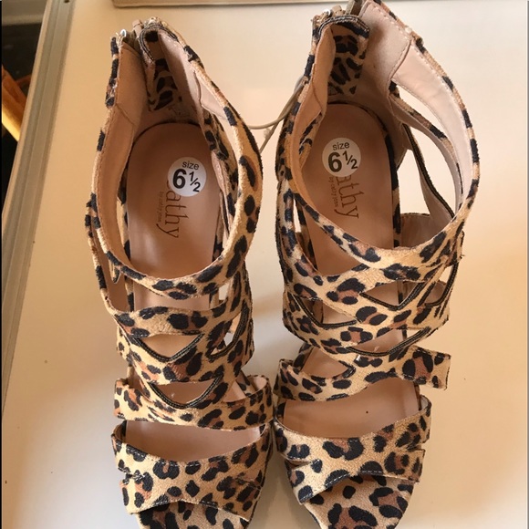 animal print high heel shoes
